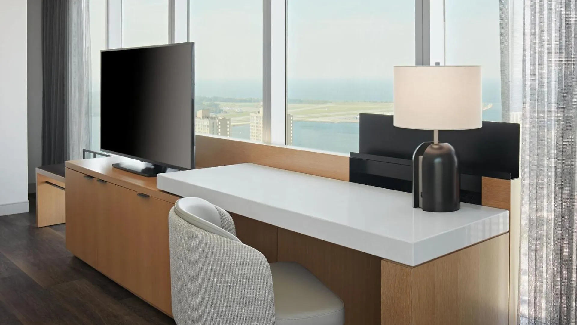 ****  Delta Hotels By Marriott Toronto Canada