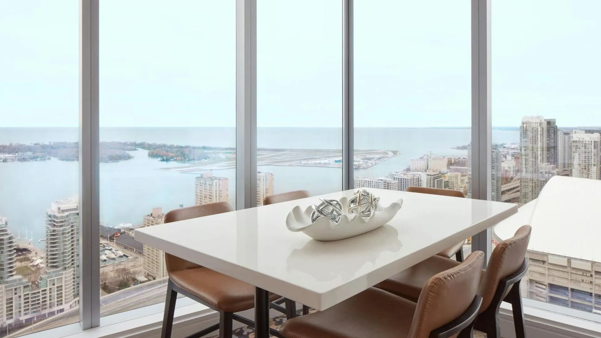 ****  Delta Hotels By Marriott Toronto Canada