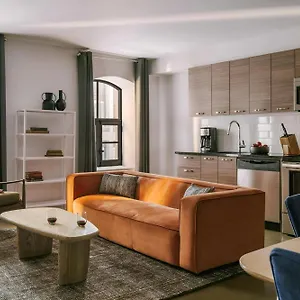 https://one-bedroom-on-rue-saint-jacques-apt-212.hotels-in-montreal.org