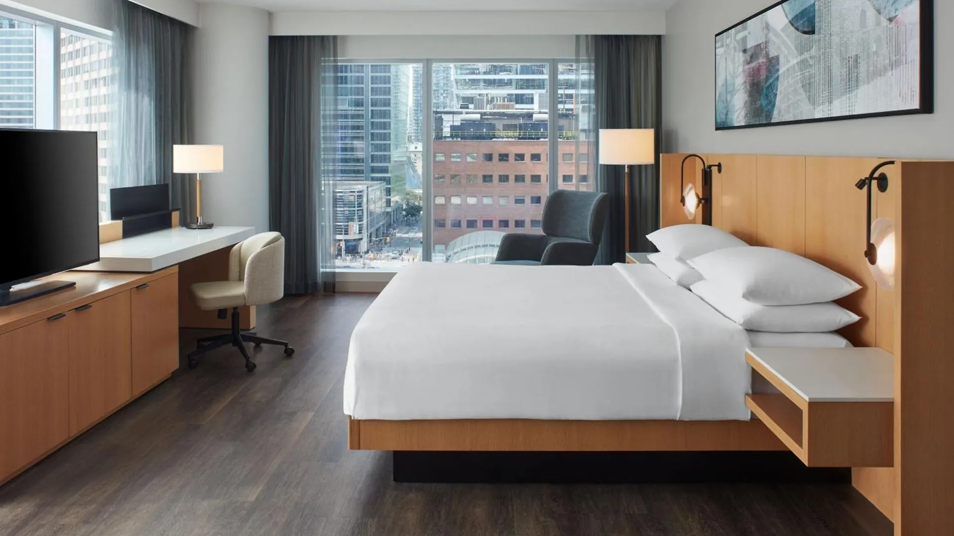 Delta Hotels By Marriott Toronto 4*,