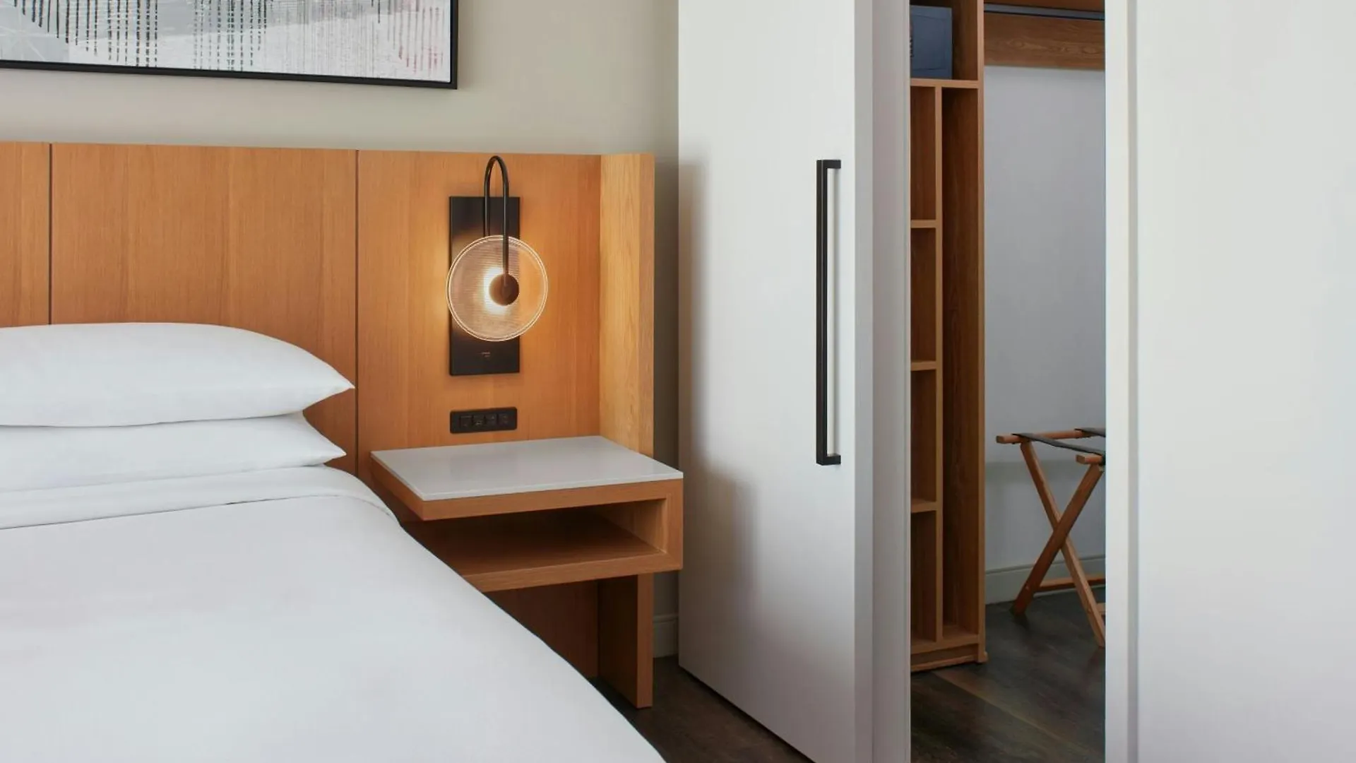 Delta Hotels By Marriott Toronto 4*,